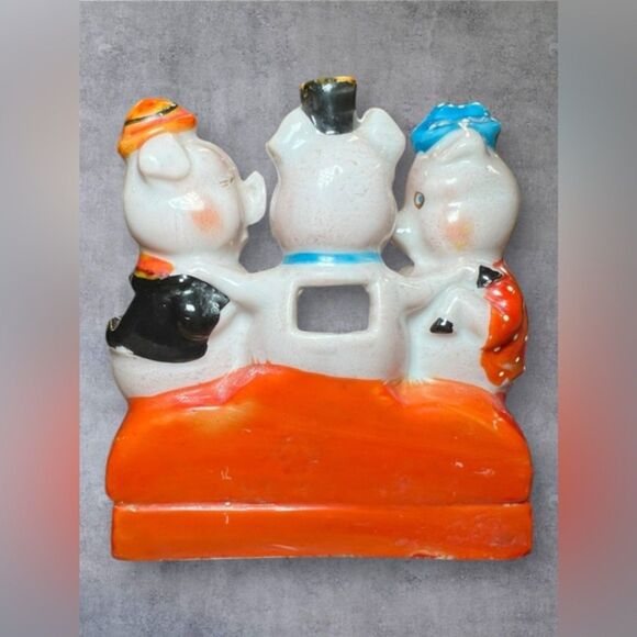 Vintage Gold Castle Japan Bisque Three Little Pigs Toothbrush Holder Figurine - Picture 2 of 6